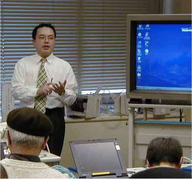 ��ꂩ��̎���ɓ����Ă��������Ă���NTT�̉��R����̎ʐ^�B